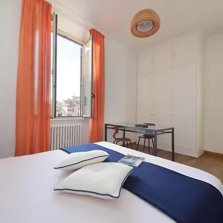 Piscinula - Charming In Trastevere