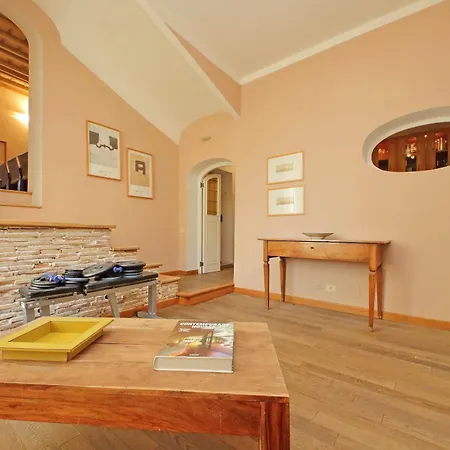 Piscinula - Charming In Trastevere アパート
