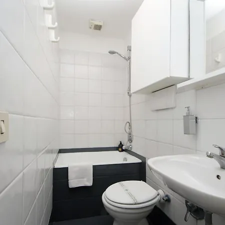 Piscinula - Charming In Trastevere *