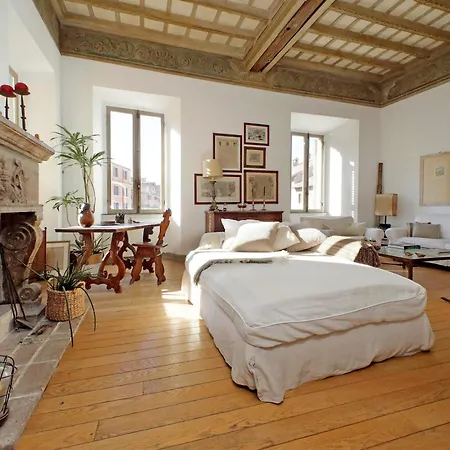Piscinula - Charming In Trastevere