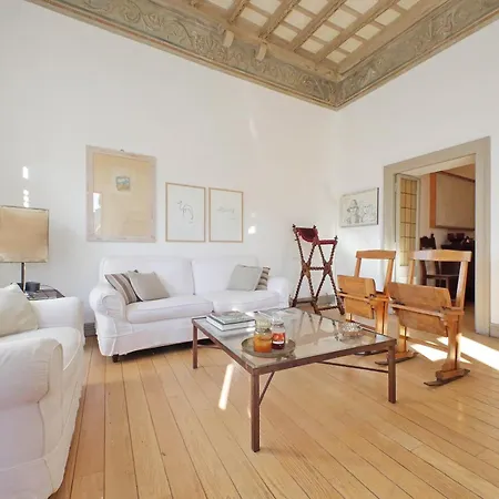 Apartment Piscinula Rom