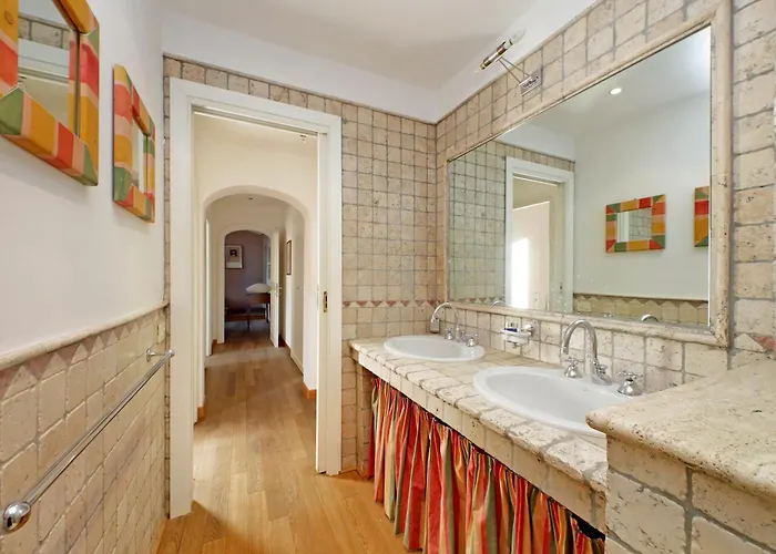 Piscinula - Charming In Trastevere Rome